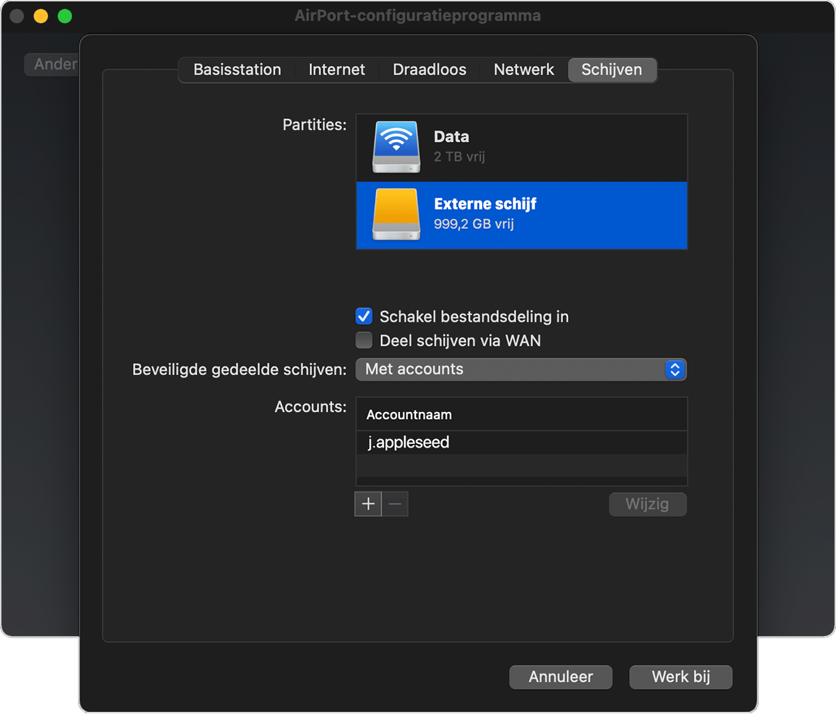 Tabblad 'Schijven' van AirPort-configuratieprogramma met 'Schakel bestandsdeling in' ingeschakeld