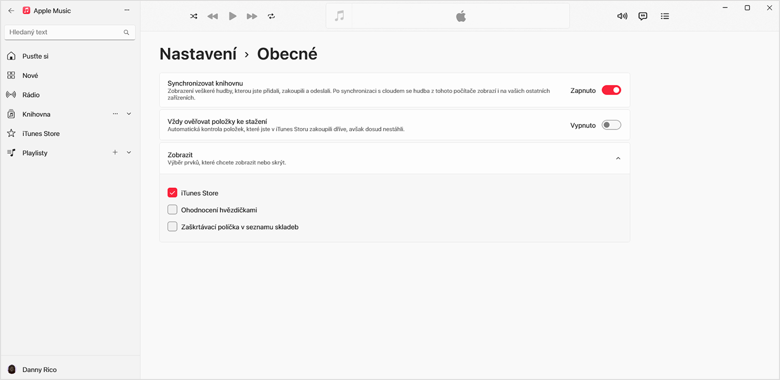 Obecná nastavení aplikace Apple Music pro Windows. Je vybraný iTunes Store.