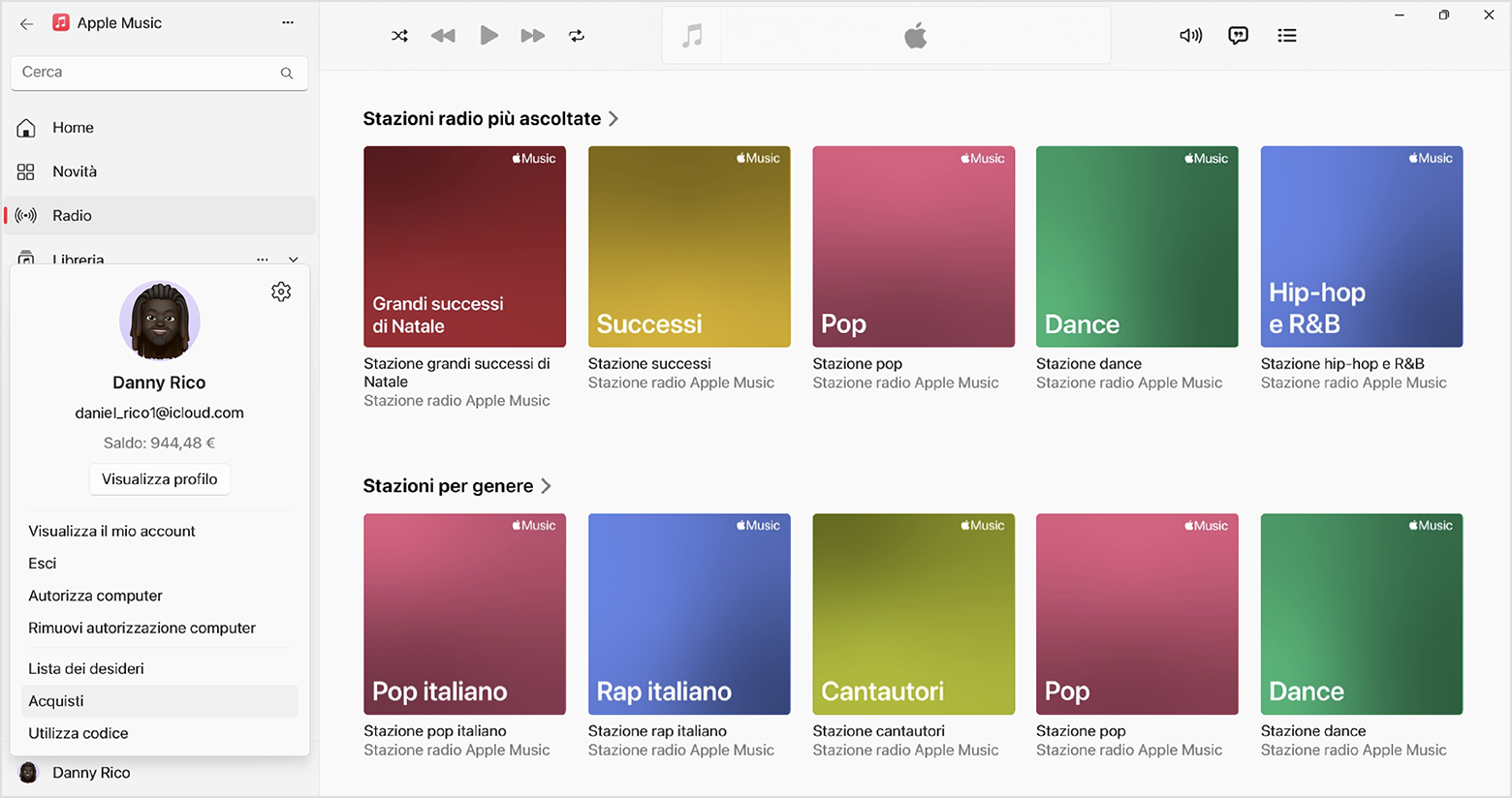 Nell'app Apple Music per Windows, il nome dell'Apple Account si trova in basso a sinistra e la schermata delle impostazioni dell'account viene visualizzata quando selezionata.