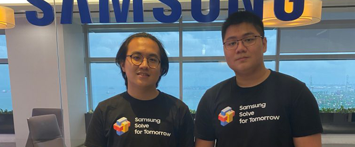 Students wearing Samsung 'Solve for Tomorrow' T-shirt