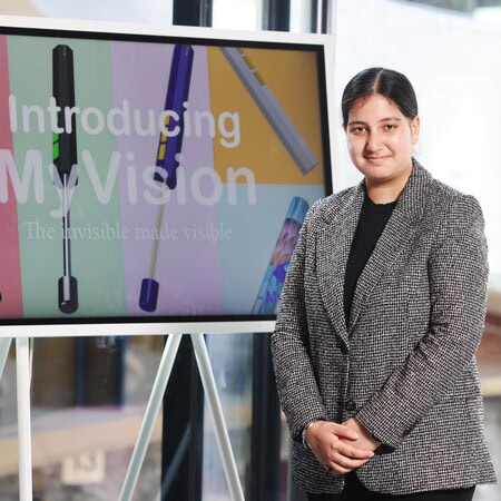 Ramneek introducing her invention, 'MyVision'