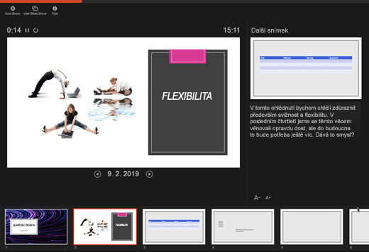 Zobrazení prezentujícího obsahuje podokno s poznámkami lektora napravo a navigační podokno dole.