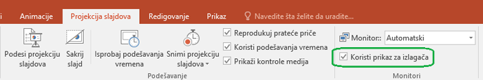 Kartica „Projekcija slajdova“ u programu PowerPoint ima polje za potvrdu koje kontroliše da li se prikaz za izlagača koristi kada drugima predstavljate prezentaciju.