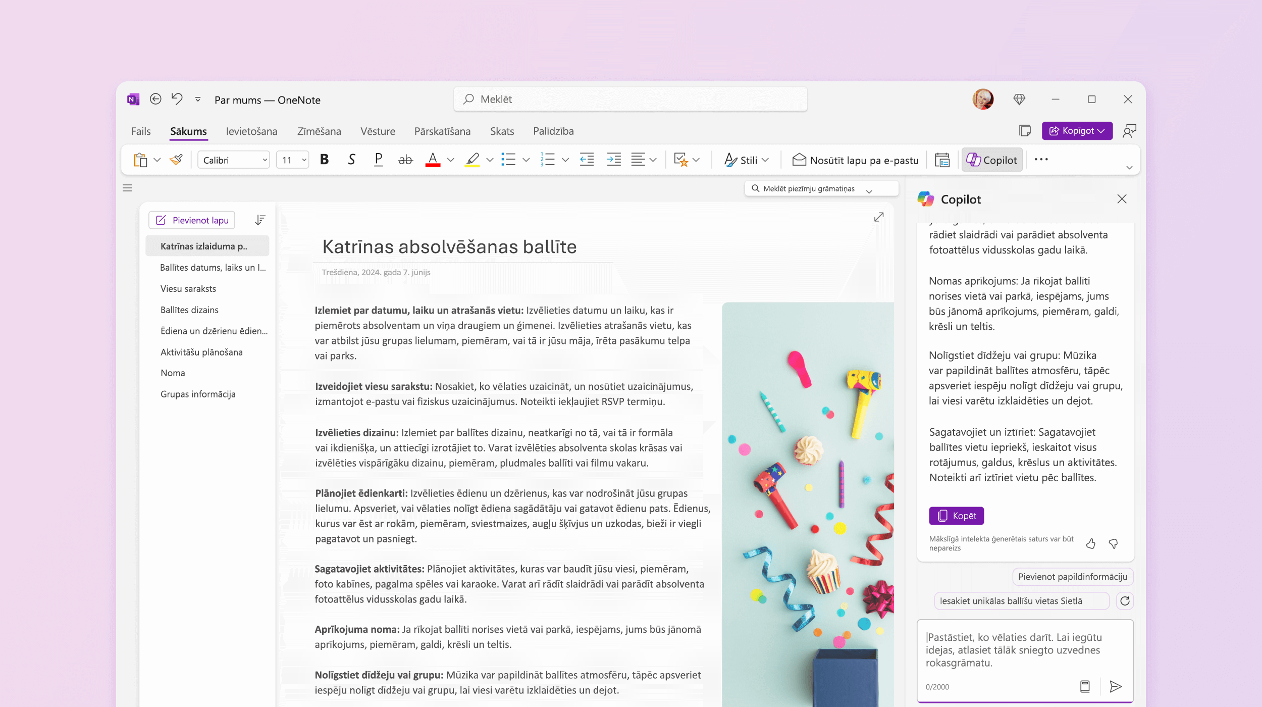 Ekrānuzņēmumā redzams, kā Copilot programmā OneNote sniedz ieteikumus, ko izmēģināt.