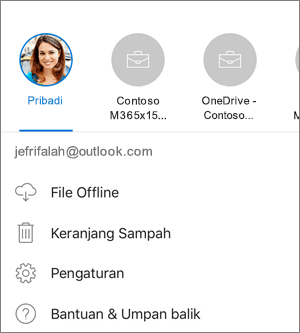 Cuplikan layar tentang beralih antar akun dalam aplikasi OneDrive di iOS