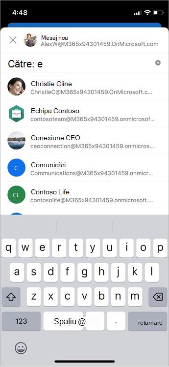 Gestionarea destinatarilor sugerați în casetele Către, Cc și Cci cu captura de ecran mobil Completare automată