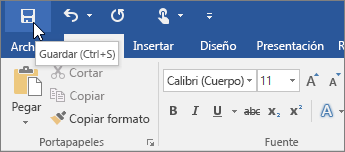 El icono Guardar se muestra en la barra de herramientas de acceso rápido.