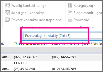 Kliknij pole Wyszukaj kontakty na karcie Kontakty