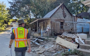 USACE team collecting Hurricane Helene flood data to build resiliency into community planning and response