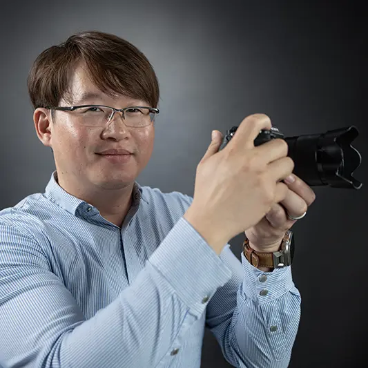 Alternate image of Dennis Wang