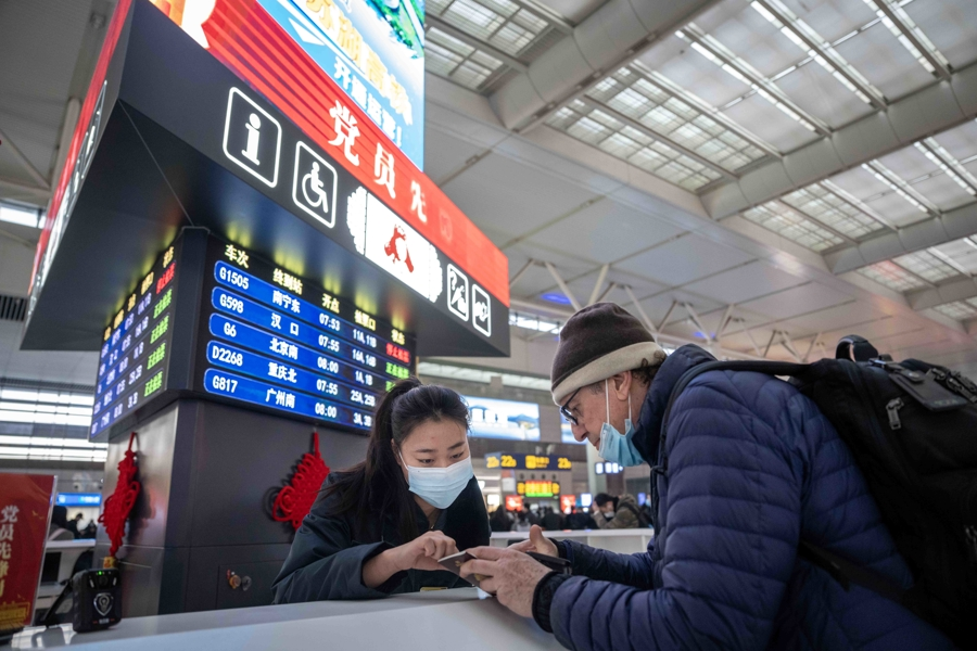 Shanghai sees three-fold increase in foreign rail passengers