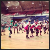 5/18/2013にDavid F.がDC Rollergirls Roller Derbyで撮った写真