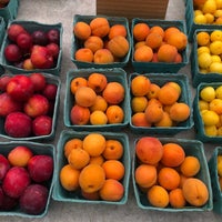 Photo prise au Cortelyou Greenmarket par Marina S. le7/26/2020