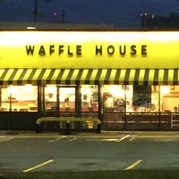 Photo taken at Waffle House by Charles P. on 5/18/2016