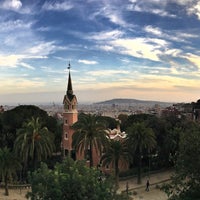 รูปภาพถ่ายที่ Park Güell โดย Lisa เมื่อ 11/20/2015