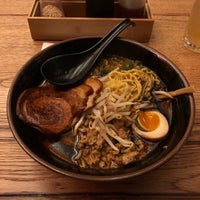 Foto diambil di Momo Ramen oleh Ivan I. pada 11/25/2018