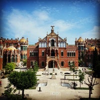 Foto diambil di Sant Pau Recinte Modernista oleh Javier M. pada 7/19/2015