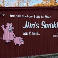 Photo taken at Jim&amp;#39;s Smokin Que by Phillip D. on 3/10/2017