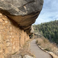 Foto diambil di Walnut Canyon National Monument oleh Veronika pada 11/27/2024