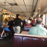 Foto tirada no(a) Dick&amp;#39;s Diner por Cathy S. em 7/6/2018