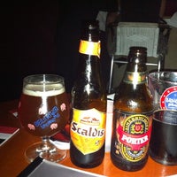 Photo prise au The DRB (Democratic Republic Of Beer) par Shanté S. le11/18/2012