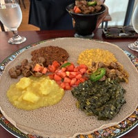 รูปภาพถ่ายที่ Ethiopic โดย Ed R. เมื่อ 6/29/2024