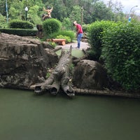 Снимок сделан в Ripley&amp;#39;s Davy Crockett Mini Golf пользователем Cassi D. 5/30/2018