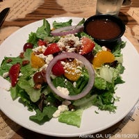 Photo taken at LongHorn Steakhouse by J Scott O. on 8/20/2019