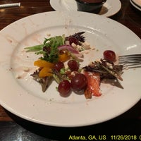 Photo taken at LongHorn Steakhouse by J Scott O. on 11/27/2018