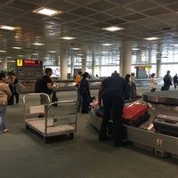 9/18/2016 tarihinde Anne C.ziyaretçi tarafından Newark Liberty Uluslararası Havaalanı (EWR)'de çekilen fotoğraf