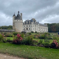 Photo taken at Jardins du Château de Chenonceau by Kelly A. on 9/28/2022