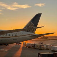 Photo taken at George Bush Intercontinental Airport (IAH) by El mundo de F. on 1/14/2022