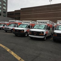 4/3/2017にTobi D.がU-Haul Moving &amp;amp; Storage of Capitol Hillで撮った写真