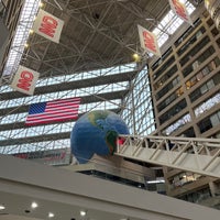 Photo taken at CNN Center Atrium by Reinald U. on 2/21/2023