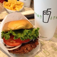 Photo taken at Shake Shack by Libby G. on 6/1/2013