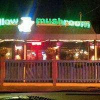 Photo taken at Mellow Mushroom by Justin C. on 3/3/2013