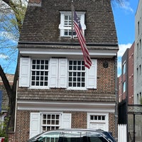 Foto tirada no(a) Betsy Ross House por Fernando H. em 4/7/2024