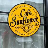 Das Foto wurde bei Cafe Sunflower Buckhead von Richard P. am 2/21/2023 aufgenommen