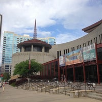 Photo prise au Country Music Hall of Fame &amp;amp; Museum par Ari H. le5/10/2013