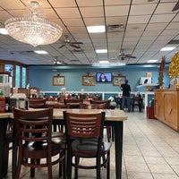 Photo taken at Pho Dai Loi 2 by Carlos V. on 9/30/2021