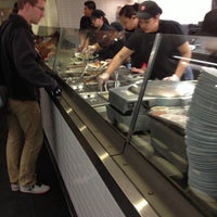 12/10/2012 tarihinde Somer M.ziyaretçi tarafından Chipotle Mexican Grill'de çekilen fotoğraf