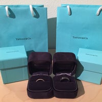 Снимок сделан в Tiffany &amp;amp; Co. пользователем Joanne C. 5/26/2016