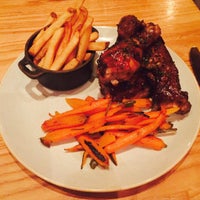 Photo taken at Yardbird Southern Table &amp;amp; Bar by Al L. on 9/6/2015