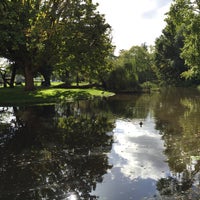 Photo taken at Vondelpark by Sezgin on 9/25/2015