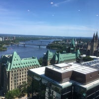 Photo taken at Ottawa Marriott Hotel by Caitlin C. on 7/8/2018