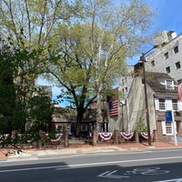 Foto tirada no(a) Betsy Ross House por Billy S. em 4/16/2024