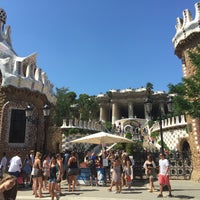 รูปภาพถ่ายที่ Park Güell โดย Cem Ö. เมื่อ 8/23/2015