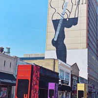 Photo taken at Underground Atlanta by Abeer M. on 8/18/2019