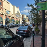 Photo taken at Atlantic Station Central Lawn by عبدالله بن قضعان on 10/9/2024