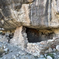 Foto diambil di Walnut Canyon National Monument oleh Eric T. pada 11/28/2021